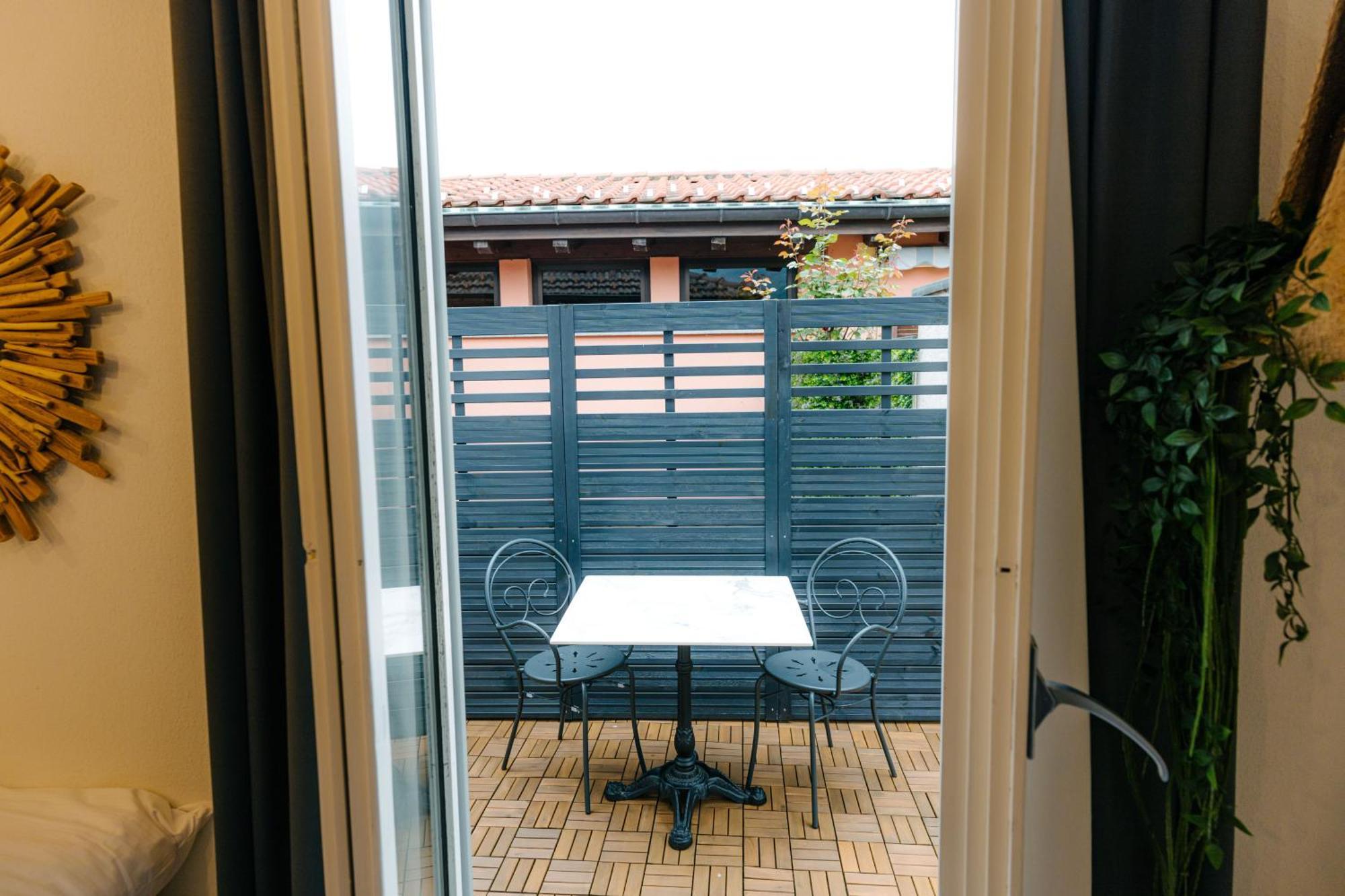 Seven Boutique Hotel 3*